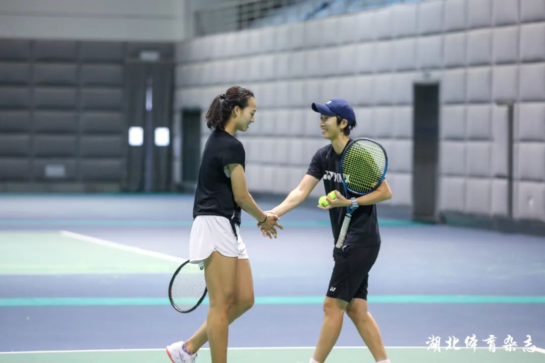 面对实力相 面对实力相