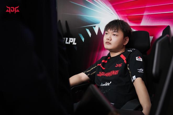 新的對決 新的對決